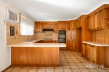 https://images.listonce.com.au/custom/160x/listings/22-thackeray-quadrant-avondale-heights-vic-3034/086/01907086_img_05.jpg?tQ6DGBhPd_k