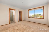 https://images.listonce.com.au/custom/160x/listings/22-thackeray-quadrant-avondale-heights-vic-3034/086/01907086_img_09.jpg?WhmoOYlHOPk