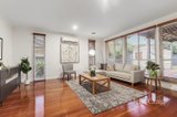 https://images.listonce.com.au/custom/160x/listings/22-the-common-macleod-vic-3085/250/01909250_img_04.jpg?g4xtuFNm-DY