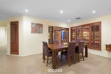 https://images.listonce.com.au/custom/160x/listings/22-treasury-place-taylors-hill-vic-3037/448/01633448_img_07.jpg?2qmsNMRLc5Q