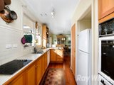 https://images.listonce.com.au/custom/160x/listings/22-trevor-court-mount-waverley-vic-3149/847/01658847_img_05.jpg?yNCys2tldHs