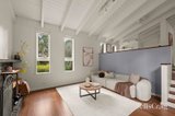 https://images.listonce.com.au/custom/160x/listings/22-valonia-drive-eltham-vic-3095/560/01914560_img_09.jpg?VwZeLBE91AM