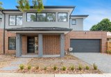 https://images.listonce.com.au/custom/160x/listings/22-vermont-ct-blackburn-south-vic-3130/346/01733346_img_01.jpg?r8amTXBqup0