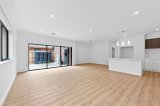 https://images.listonce.com.au/custom/160x/listings/22-vermont-ct-blackburn-south-vic-3130/346/01733346_img_04.jpg?hNzR_VB2NhY
