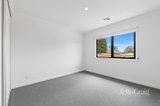 https://images.listonce.com.au/custom/160x/listings/22-vermont-ct-blackburn-south-vic-3130/441/01937441_img_05.jpg?wnhuwygzDRg