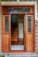 https://images.listonce.com.au/custom/160x/listings/22-viewgrand-way-greensborough-vic-3088/034/01780034_img_02.jpg?JTMKr-Qss9A