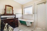 https://images.listonce.com.au/custom/160x/listings/22-viewgrand-way-greensborough-vic-3088/034/01780034_img_16.jpg?mKRM0OrEhqc