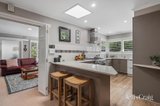 https://images.listonce.com.au/custom/160x/listings/22-wallace-way-mooroolbark-vic-3138/025/01900025_img_03.jpg?J072sM6w9KY