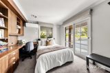 https://images.listonce.com.au/custom/160x/listings/22-warner-court-donvale-vic-3111/189/01970189_img_14.jpg?EHgWkOVOWfY