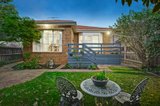 https://images.listonce.com.au/custom/160x/listings/22-winmalee-road-balwyn-vic-3103/393/00559393_img_03.jpg?CSb9IxhEXYw