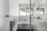 https://images.listonce.com.au/custom/160x/listings/220-greenmeyer-court-greensborough-vic-3088/554/01990554_img_11.jpg?3wt7r-oxiaY