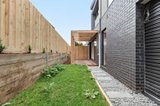 https://images.listonce.com.au/custom/160x/listings/220-lamart-street-strathmore-vic-3041/236/01547236_img_07.jpg?l9DdSs7TALo