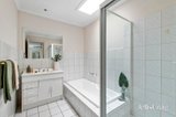 https://images.listonce.com.au/custom/160x/listings/220-norris-crescent-bundoora-vic-3083/084/01909084_img_09.jpg?0z1ayw7FVeU