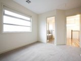 https://images.listonce.com.au/custom/160x/listings/220-the-broadway-altona-north-vic-3025/229/01202229_img_06.jpg?FhY_KfB5G7s