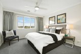 https://images.listonce.com.au/custom/160x/listings/220-tulloch-grove-glen-waverley-vic-3150/737/01769737_img_05.jpg?2_jAwdYqVFg