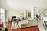 https://images.listonce.com.au/custom/160x/listings/220-tulloch-grove-glen-waverley-vic-3150/737/01769737_img_09.jpg?fWQm838F2hY
