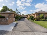 https://images.listonce.com.au/custom/160x/listings/2200-hull-road-mooroolbark-vic-3138/413/01524413_img_08.jpg?k-jyKikjsBk