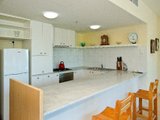 https://images.listonce.com.au/custom/160x/listings/2201-yarra-street-geelong-vic-3220/150/01699150_img_05.jpg?VB6O0-hU1Mc
