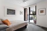 https://images.listonce.com.au/custom/160x/listings/2202-beavers-road-northcote-vic-3070/492/01595492_img_08.jpg?dxx2OFuUuvc