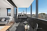 https://images.listonce.com.au/custom/160x/listings/2202-hobson-street-south-yarra-vic-3141/325/01560325_img_04.jpg?PQuIn0kjzrs