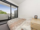 https://images.listonce.com.au/custom/160x/listings/220484-elgar-road-box-hill-vic-3128/782/01743782_img_06.jpg?iOnWQnA2KZ8