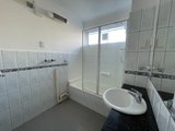 https://images.listonce.com.au/custom/160x/listings/2205-auburn-road-hawthorn-vic-3122/698/01981698_img_04.jpg?ibdzIJC3p6I