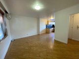 https://images.listonce.com.au/custom/160x/listings/2205-auburn-road-hawthorn-vic-3122/698/01981698_img_05.jpg?B5xLM2CSLrw