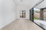 https://images.listonce.com.au/custom/160x/listings/2205-wonga-road-warranwood-vic-3134/813/01912813_img_04.jpg?nXhohirnwO4