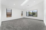 https://images.listonce.com.au/custom/160x/listings/2205-wonga-road-warranwood-vic-3134/813/01912813_img_07.jpg?TKTdNVme2Ug