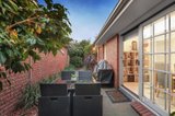 https://images.listonce.com.au/custom/160x/listings/2209-waiora-road-heidelberg-heights-vic-3081/231/01682231_img_12.jpg?wmRG3zAXBiE