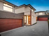 https://images.listonce.com.au/custom/160x/listings/221-banool-quadrant-doncaster-east-vic-3109/920/01067920_img_01.jpg?MS2f8LPoTzE