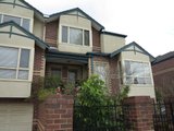 https://images.listonce.com.au/custom/160x/listings/221-fairholm-grove-camberwell-vic-3124/919/01725919_img_01.jpg?OMVb8g-QQn8