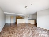 https://images.listonce.com.au/custom/160x/listings/221-gatehouse-drive-kensington-vic-3031/542/01738542_img_15.jpg?PODKIRvb3f4