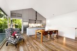 https://images.listonce.com.au/custom/160x/listings/221-gisborne-street-elsternwick-vic-3185/443/01793443_img_05.jpg?QHyi5L1YD2k