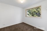 https://images.listonce.com.au/custom/160x/listings/221-graeme-avenue-montmorency-vic-3094/682/01767682_img_08.jpg?pkLcA8o5ytc