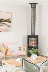 https://images.listonce.com.au/custom/160x/listings/221-kayden-street-cheltenham-vic-3192/918/01778918_img_03.jpg?mdZS8m04m4Y