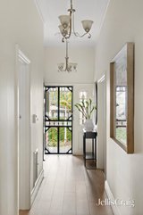 https://images.listonce.com.au/custom/160x/listings/221-mont-albert-road-surrey-hills-vic-3127/243/01986243_img_14.jpg?fDQmv_vBtNs