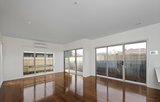 https://images.listonce.com.au/custom/160x/listings/221-riviera-road-avondale-heights-vic-3034/205/01567205_img_10.jpg?T_MNULTkZg8