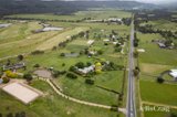 https://images.listonce.com.au/custom/160x/listings/221-victoria-road-yering-vic-3770/015/01753015_img_14.jpg?-0w85VTEuXw