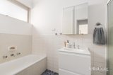 https://images.listonce.com.au/custom/160x/listings/22114-riversdale-road-hawthorn-vic-3122/401/01771401_img_07.jpg?ulm_NAmd1oM
