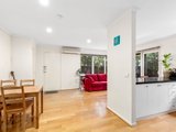 https://images.listonce.com.au/custom/160x/listings/2215-little-malop-street-geelong-vic-3220/295/01552295_img_04.jpg?hI6lVk9jyAs