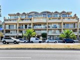 https://images.listonce.com.au/custom/160x/listings/22156-beaconsfield-parade-albert-park-vic-3206/427/01087427_img_01.jpg?ll9RkPClpsI