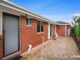 https://images.listonce.com.au/custom/160x/listings/222-bradley-street-newport-vic-3015/410/01203410_img_08.jpg?q-db7bR3To4