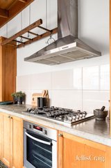 https://images.listonce.com.au/custom/160x/listings/222-brunswick-road-brunswick-vic-3056/102/01943102_img_06.jpg?rJ44yN5GfrM