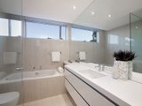 https://images.listonce.com.au/custom/160x/listings/222-esplanade-east-port-melbourne-vic-3207/472/01087472_img_07.jpg?UXNdP-c-XDM