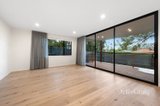 https://images.listonce.com.au/custom/160x/listings/222-patrick-cl-greensborough-vic-3088/673/01903673_img_02.jpg?cmsk-k_NIws