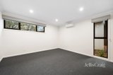 https://images.listonce.com.au/custom/160x/listings/222-patrick-cl-greensborough-vic-3088/673/01903673_img_05.jpg?UjcG_DVnwII