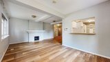 https://images.listonce.com.au/custom/160x/listings/222-powlett-street-east-melbourne-vic-3002/064/01935064_img_02.jpg?csUyHy-U2bM