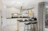 https://images.listonce.com.au/custom/160x/listings/222-the-highway-mount-waverley-vic-3149/898/01237898_img_04.jpg?wy9OFgYuMw4