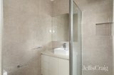 https://images.listonce.com.au/custom/160x/listings/2224-waiora-road-rosanna-vic-3084/833/01947833_img_07.jpg?-9dIRITct-k